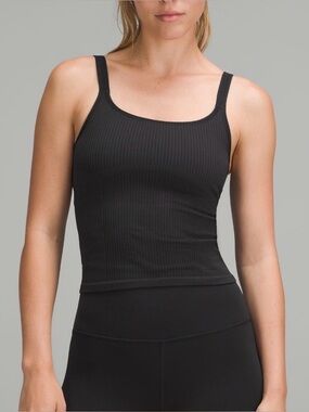 Excellent Condition Lululemon Ebb To Street Tank Cropped sz 10